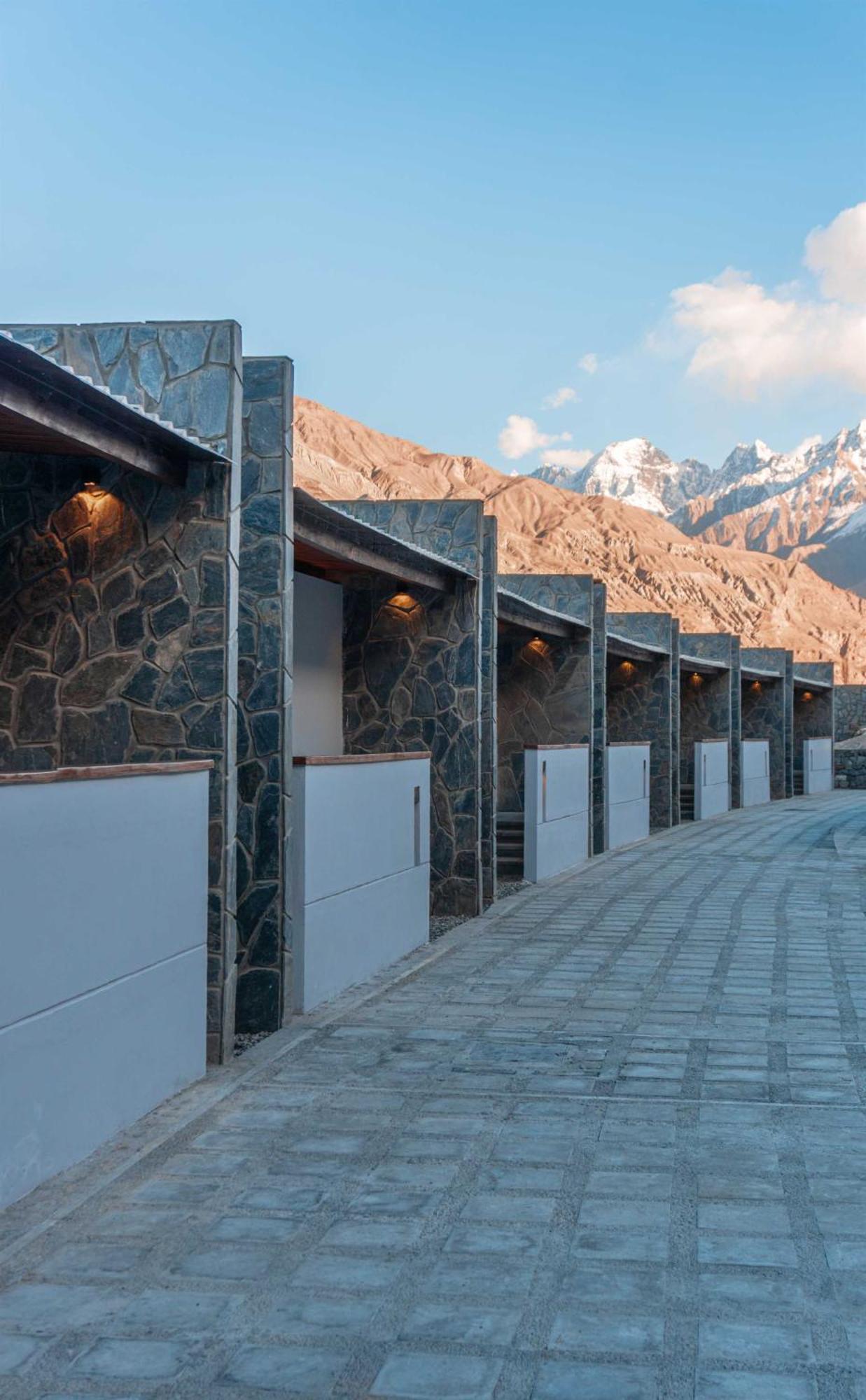 Himmel Skardu By Luxus Hotel Exterior foto